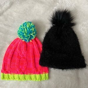 🆕❄️🧣 Lot of 2 knitted Beanie Hat Pom Pom  NWT NeoN & Black Hot Pink